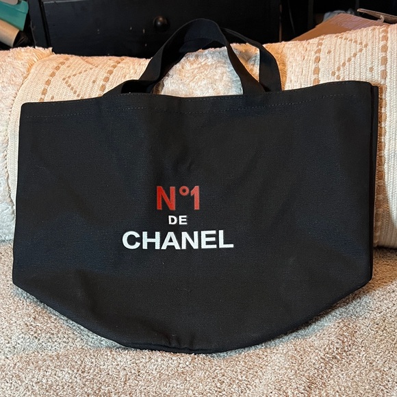 CC Boutique Handbags - Chanel No. 1 De Chanel Black Canvas Tote – Authentic GWP (Gift With Purchase)